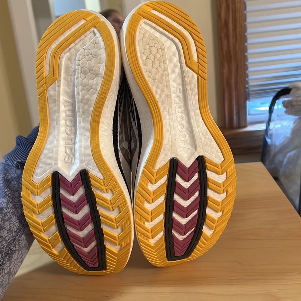 Saucony - Endorphin Pro 2 - Women’s Size 8 - EUC - Picture 8 of 9